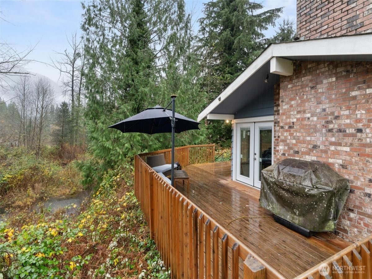 MLS #NWM2455124 image #0