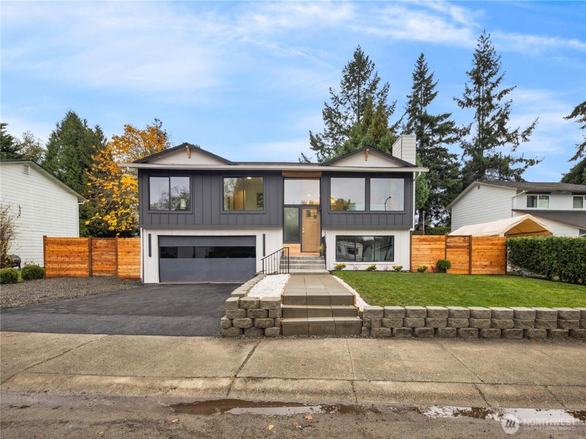 MLS #NWM2455131 image #0