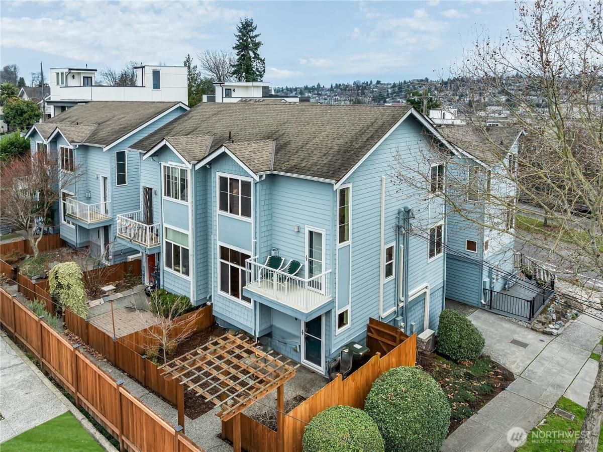 MLS #NWM2455145 image #0