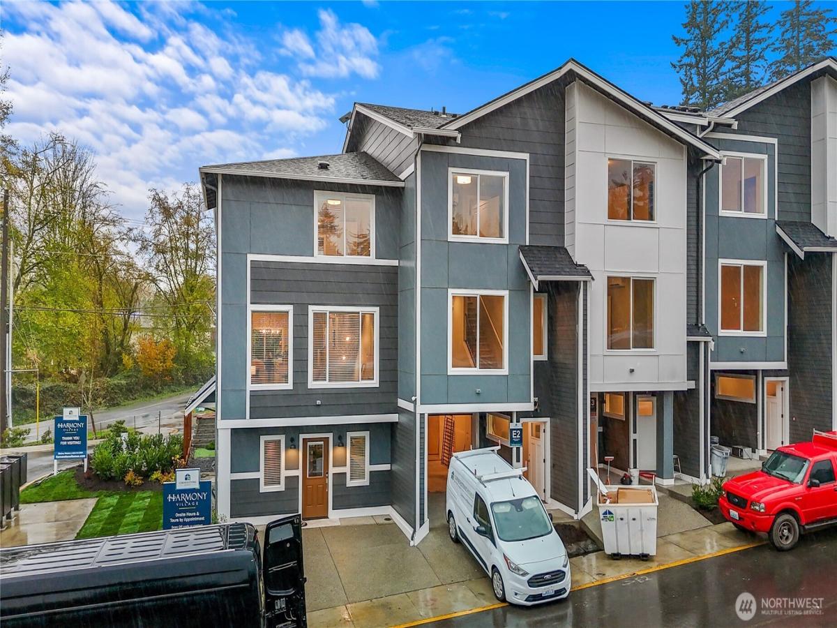 MLS #NWM2455214 image #0