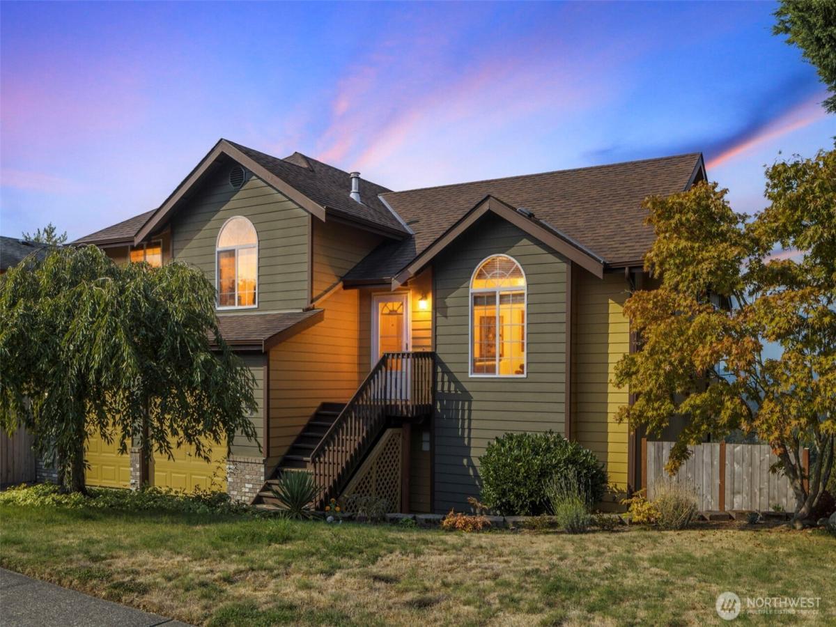 MLS #NWM2455258 image #0