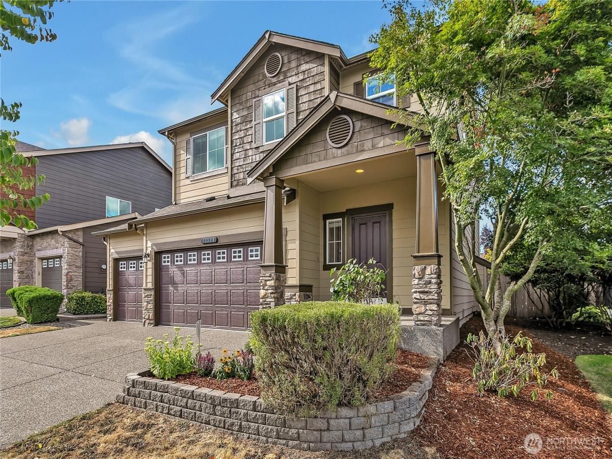 MLS #NWM2455394 image #0