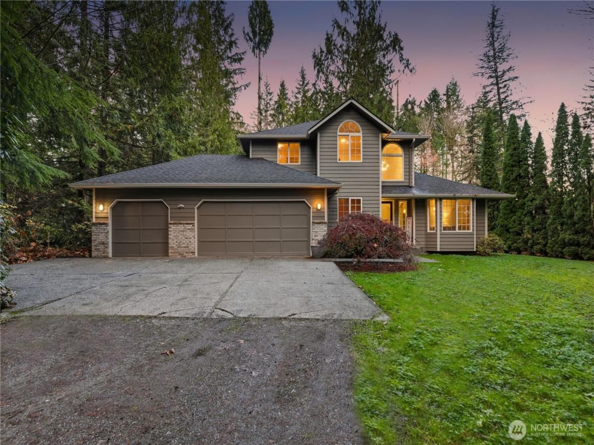 MLS #NWM2455480 image #0