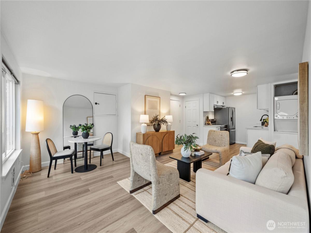 MLS #NWM2455536 image #0