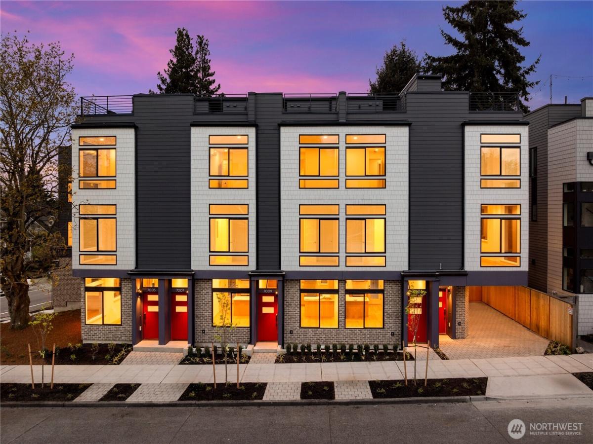 MLS #NWM2455585 image #0