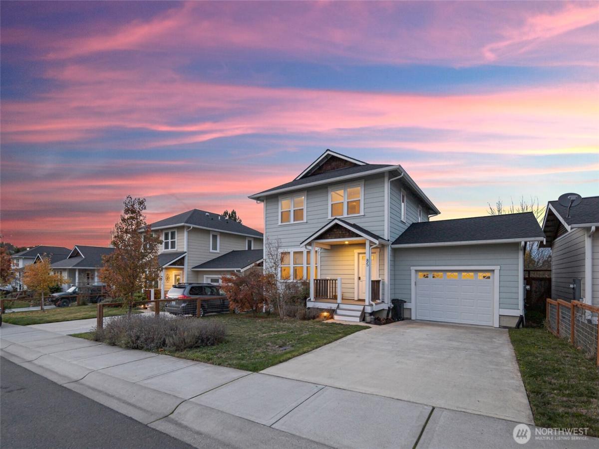 MLS #NWM2455646 image #0