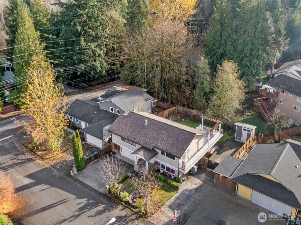 MLS #NWM2455648 image #0