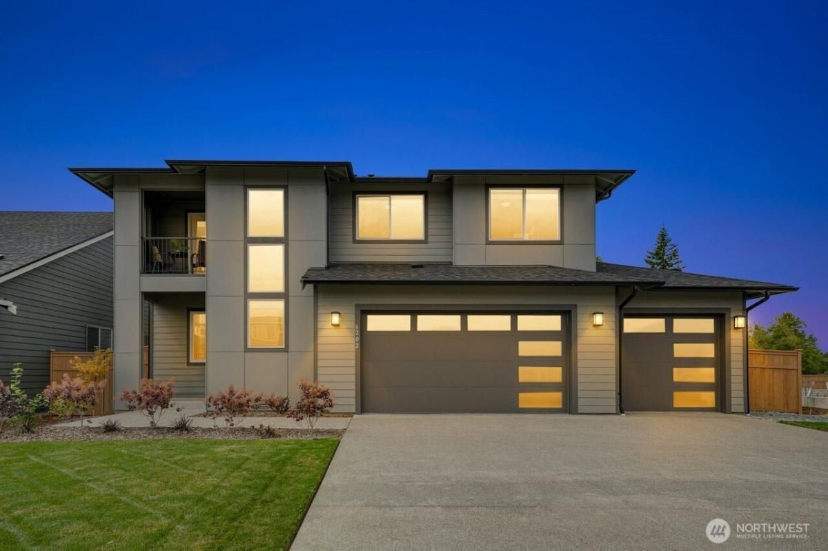 MLS #NWM2455885 image #0