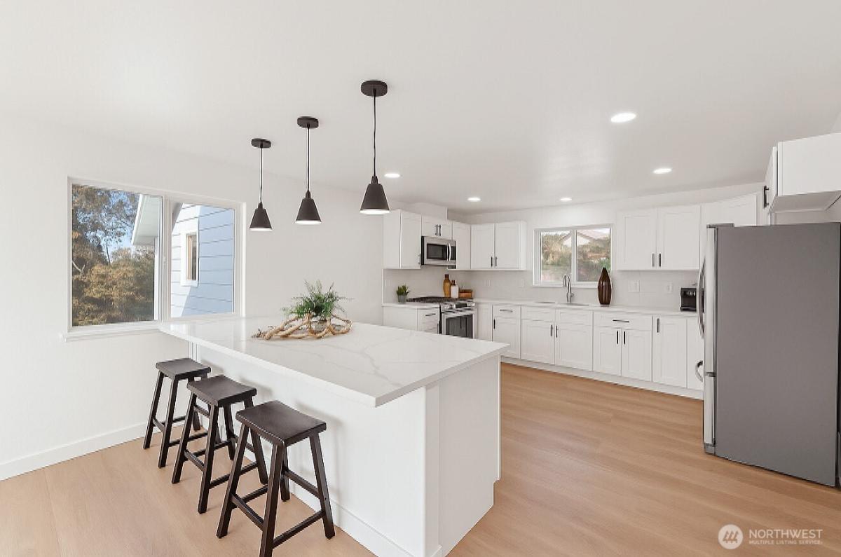 MLS #NWM2456116 image #0