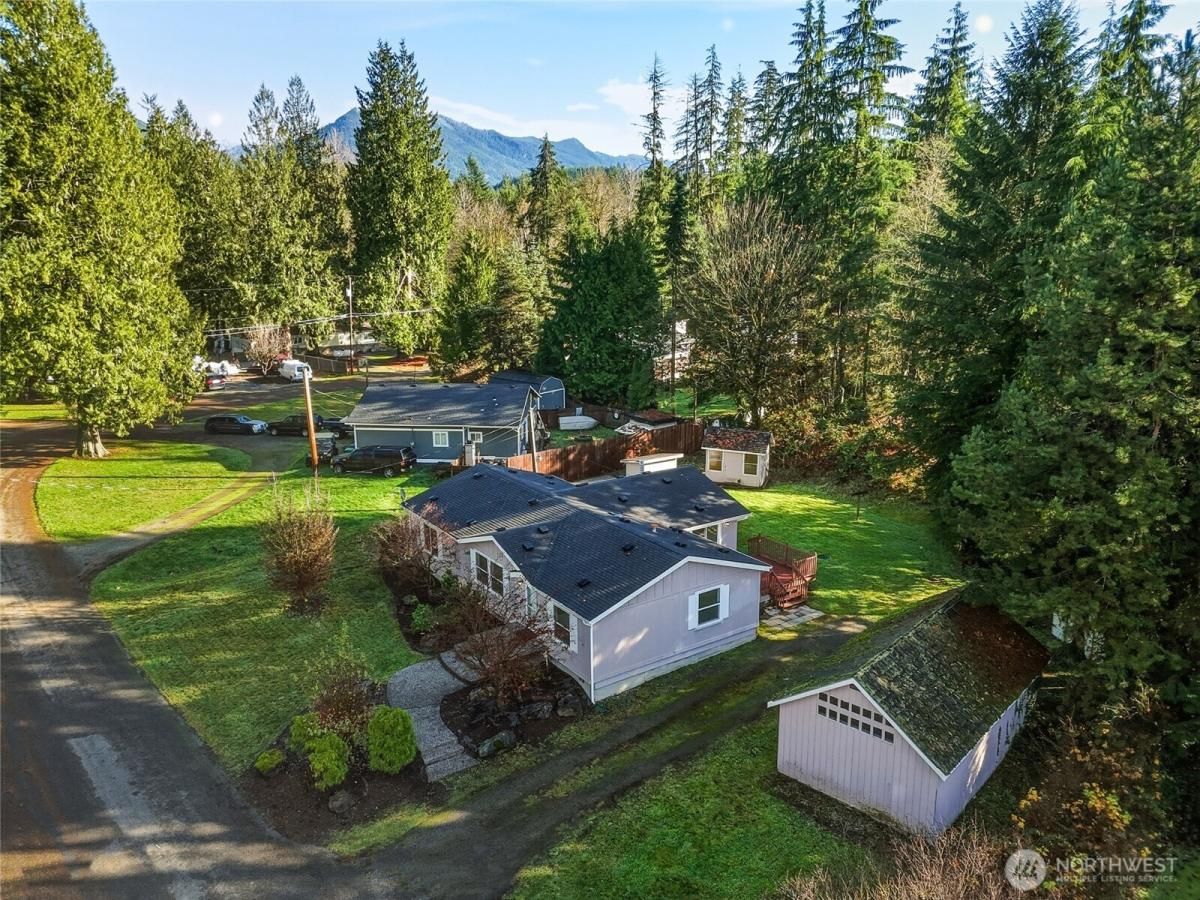 MLS #NWM2456232 image #0