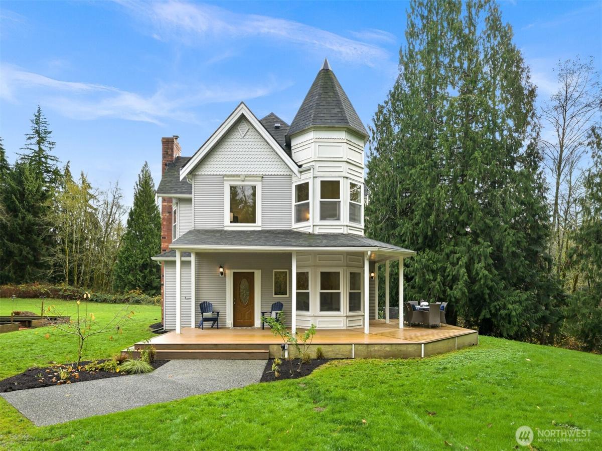 MLS #NWM2456255 image #0