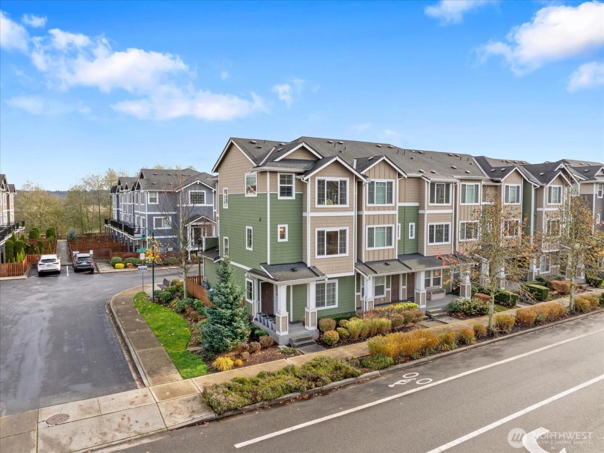 MLS #NWM2456303 image #0