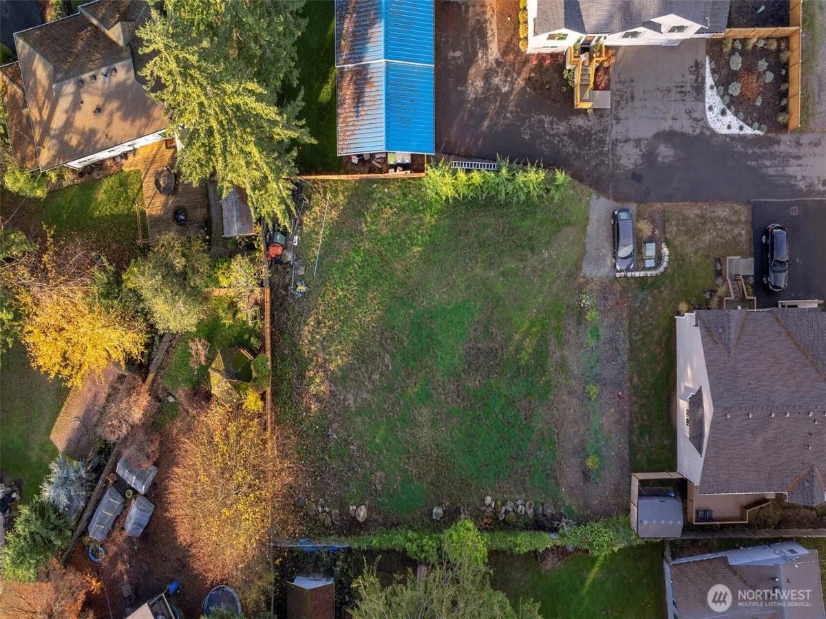 MLS #NWM2456383 image #0