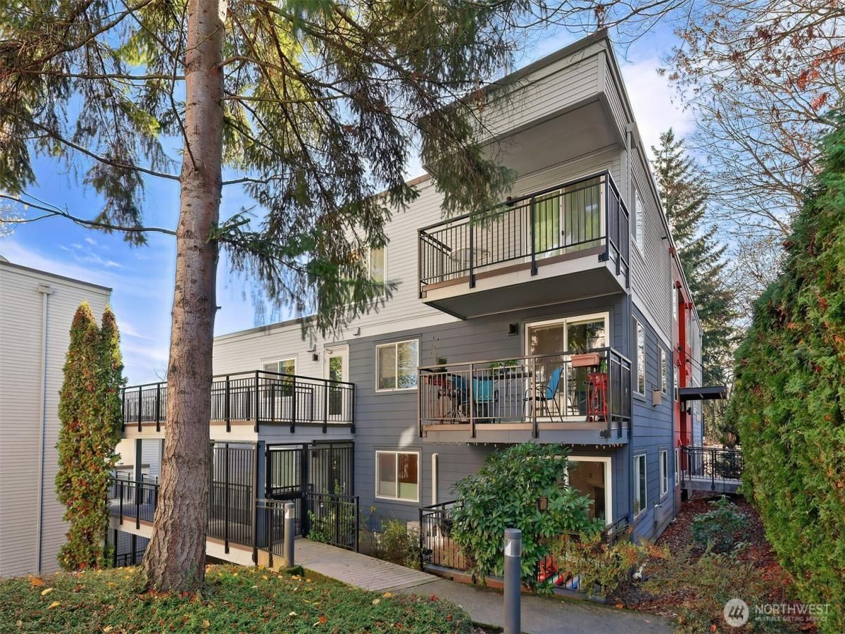 MLS #NWM2456420 image #0