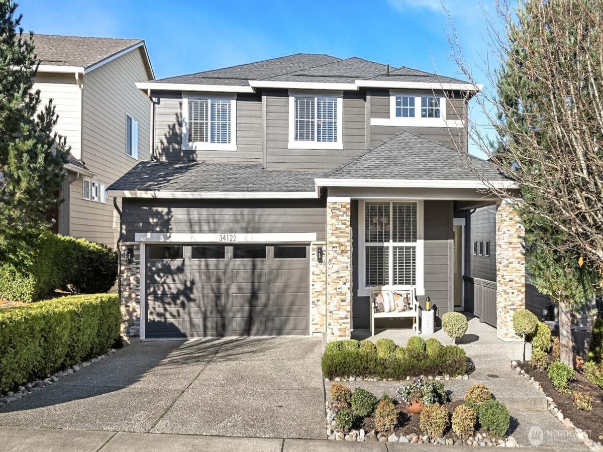 MLS #NWM2456458 image #0