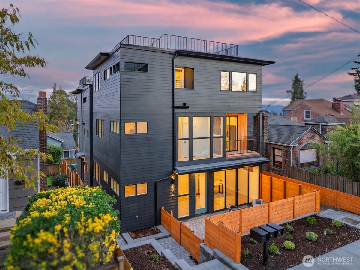 MLS #NWM2456496 image #0