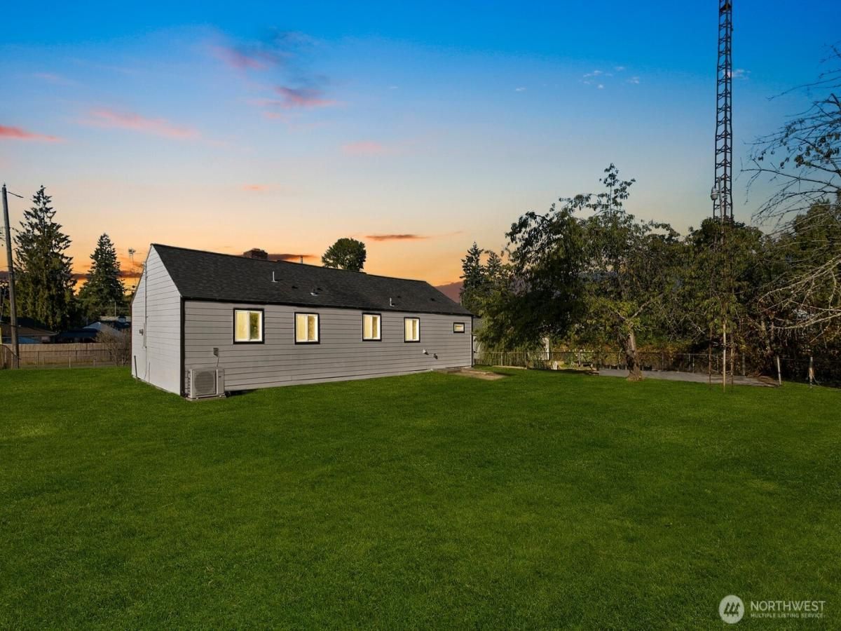 MLS #NWM2456614 image #0