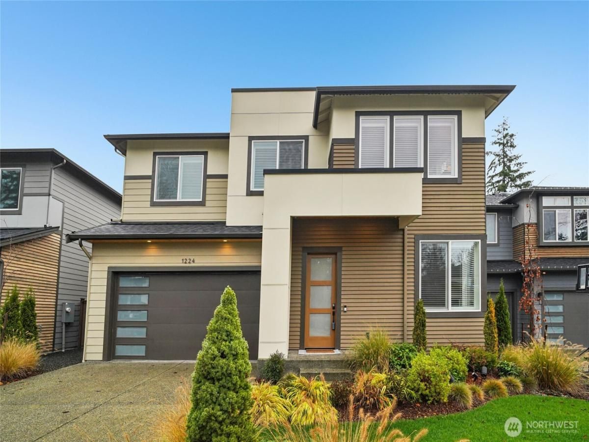 MLS #NWM2456857 image #0