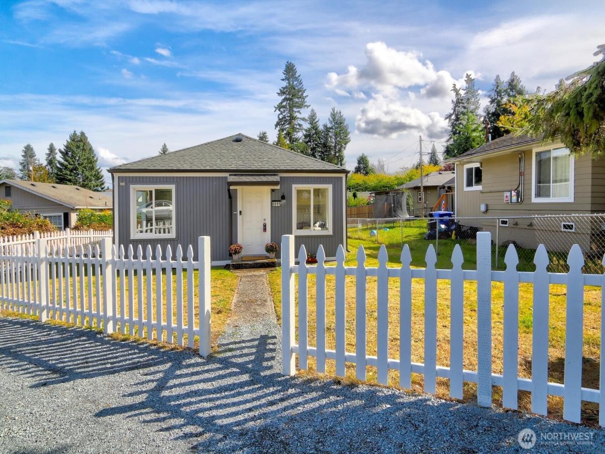 MLS #NWM2456877 image #0