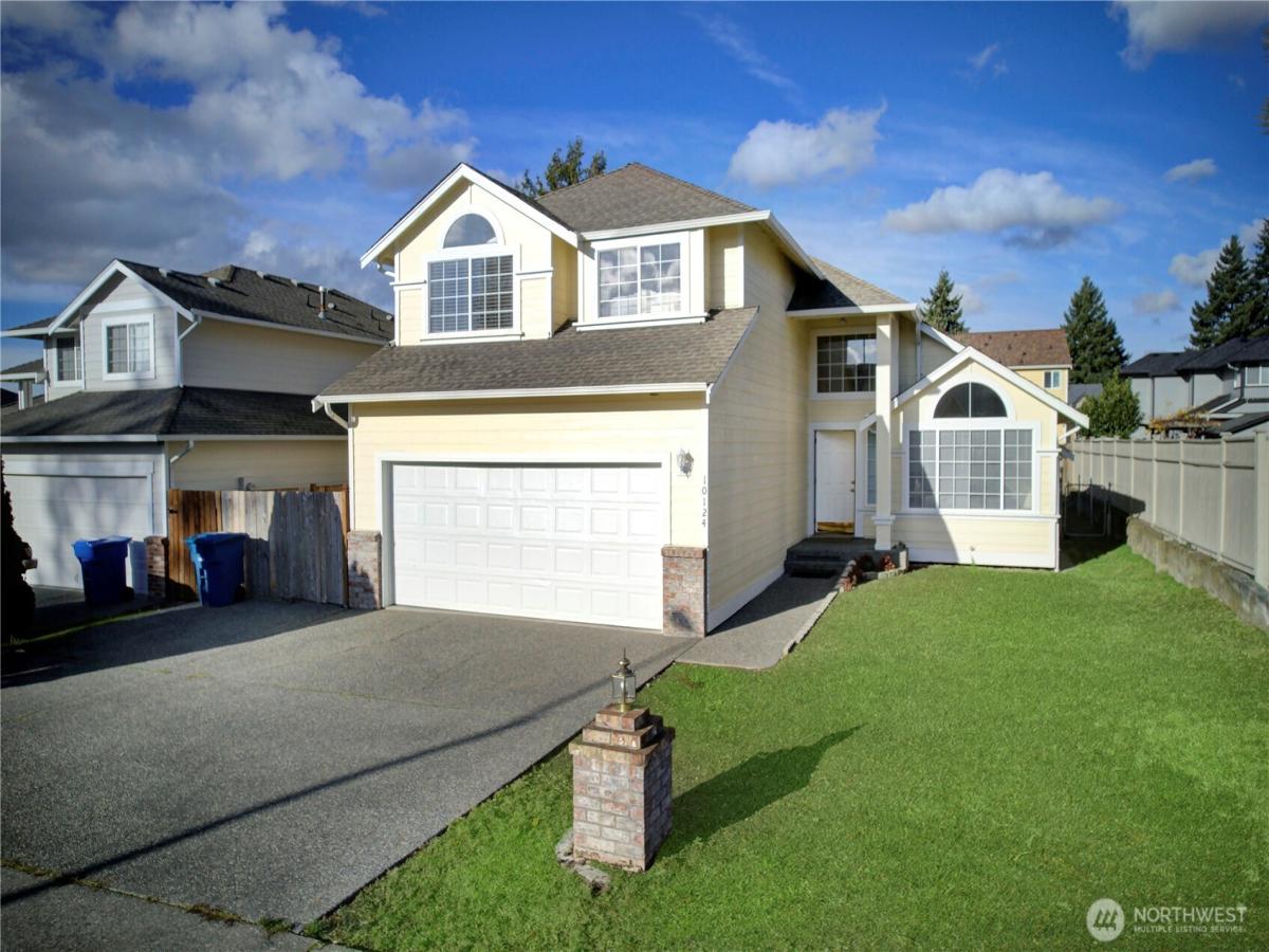 MLS #NWM2457060 image #0