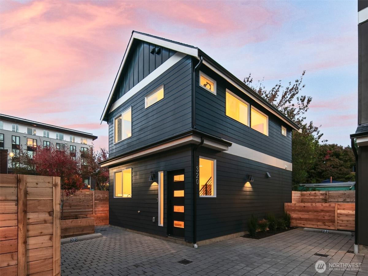 MLS #NWM2457215 image #0