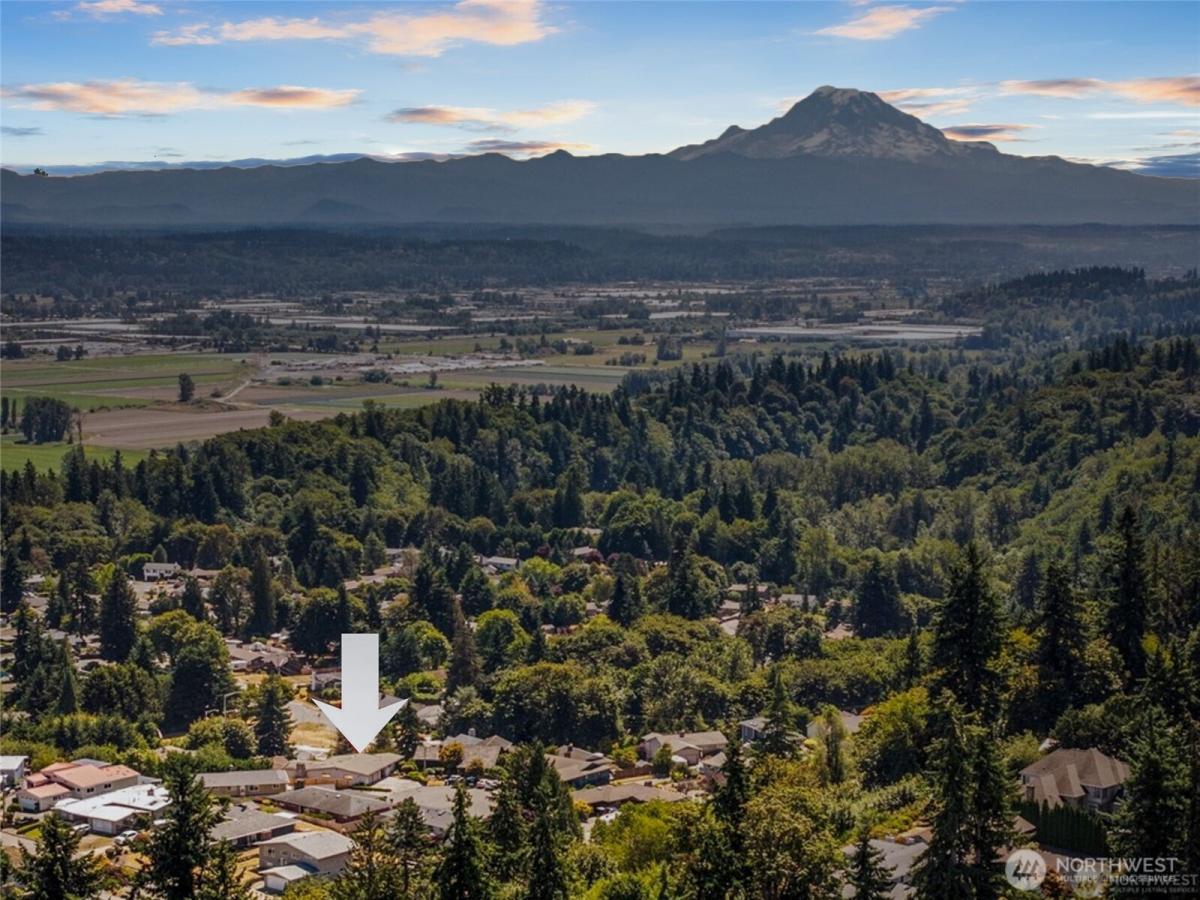 MLS #NWM2457375 image #0