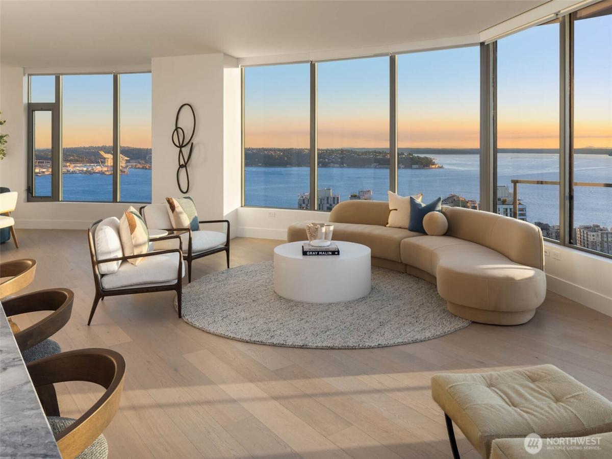 MLS #NWM2457394 image #0