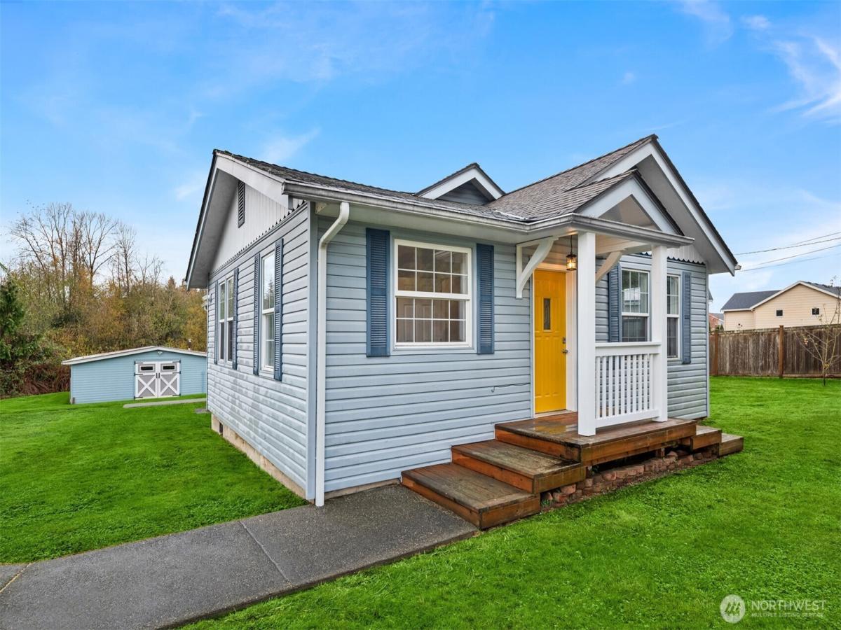 MLS #NWM2457471 image #0