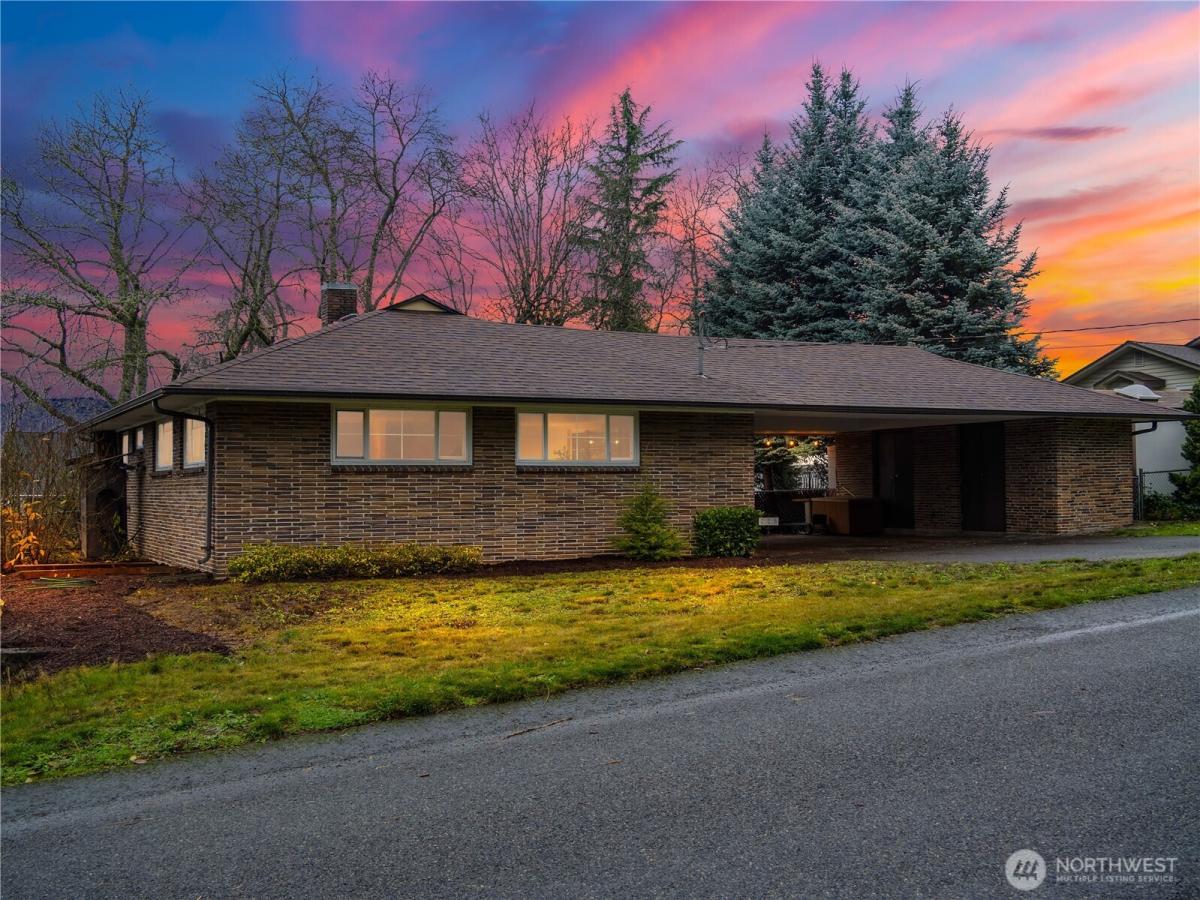 MLS #NWM2457623 image #0