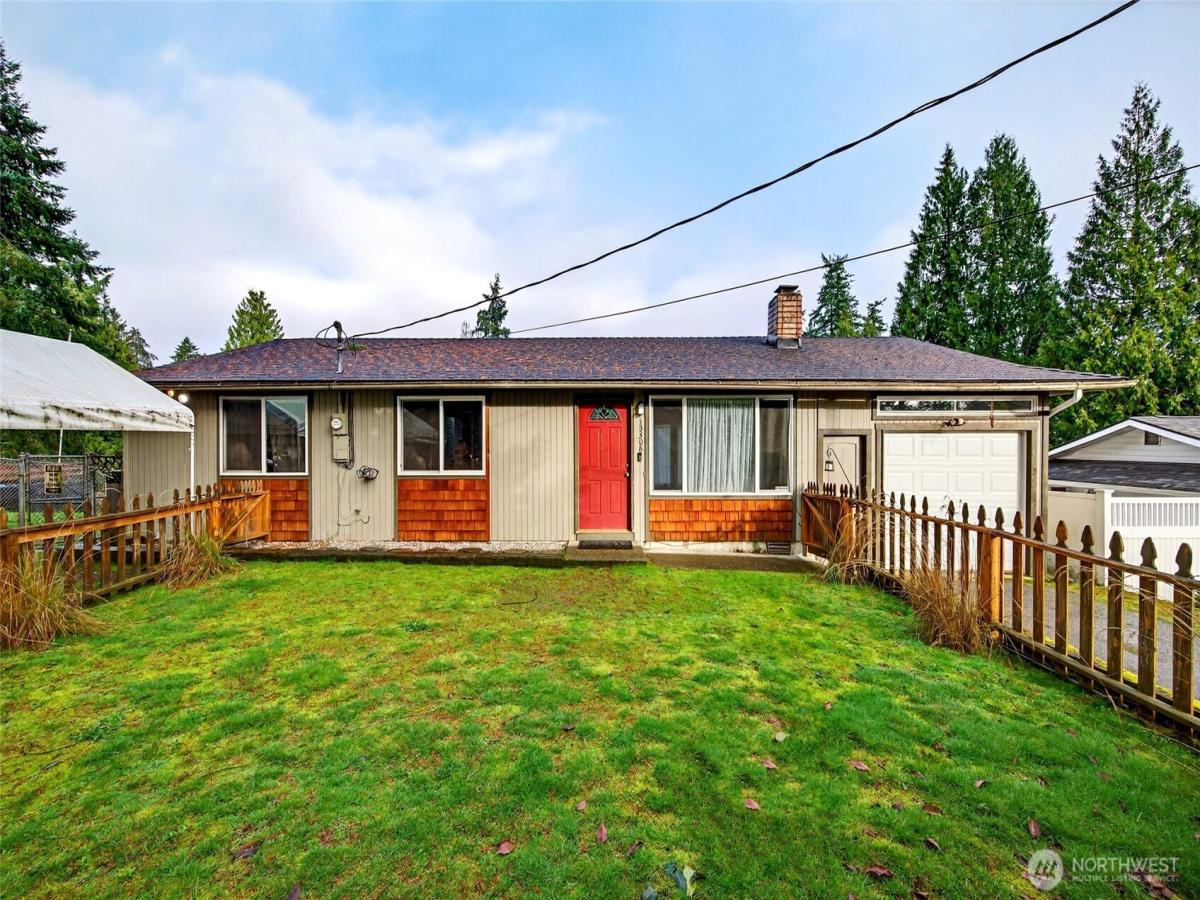 MLS #NWM2457640 image #0