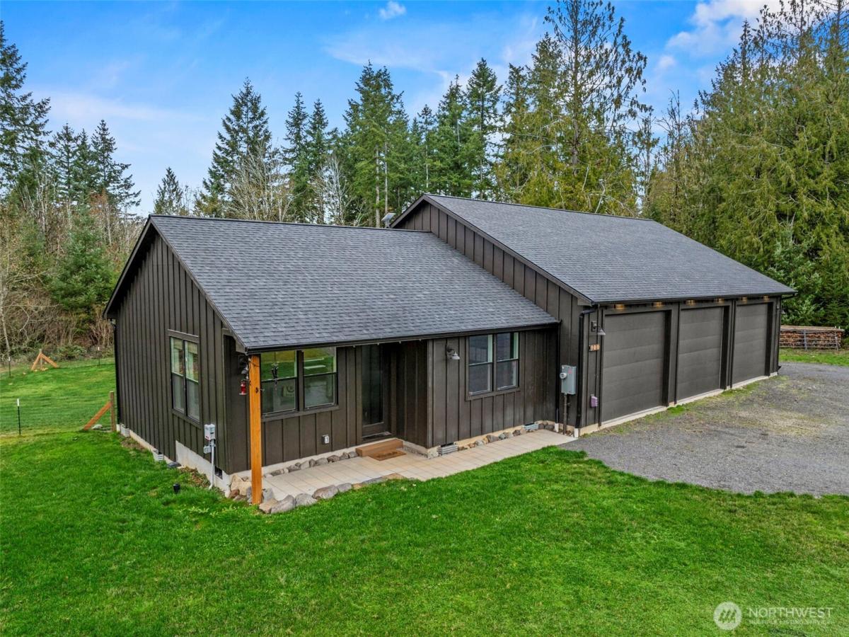 MLS #NWM2457648 image #0