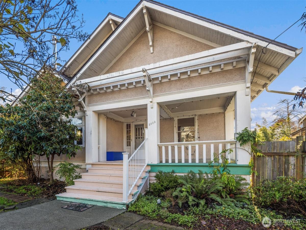 MLS #NWM2457834 image #0