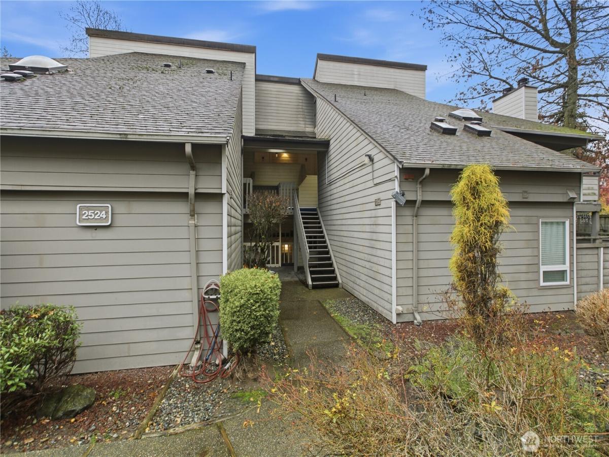 MLS #NWM2457841 image #0