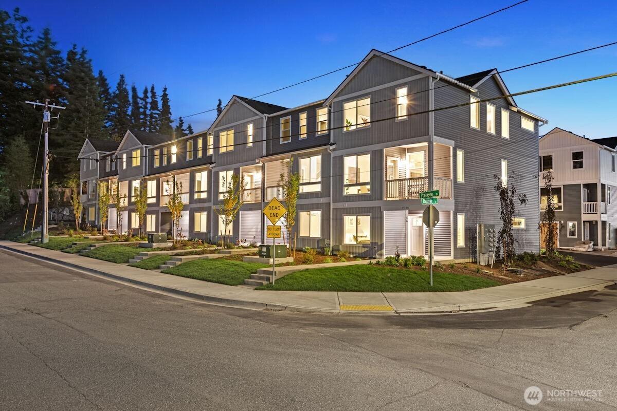 MLS #NWM2457852 image #0