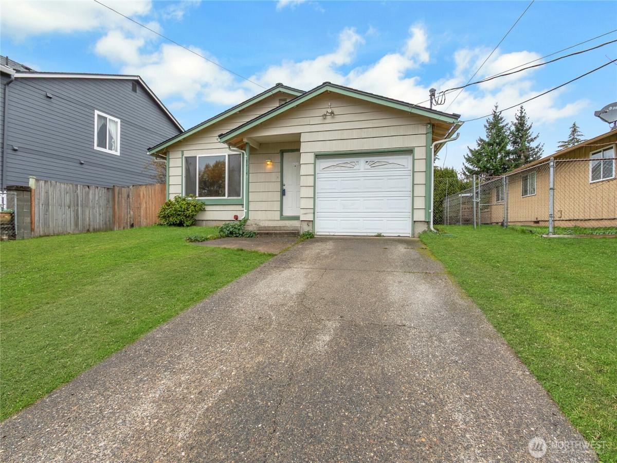 MLS #NWM2457958 image #0