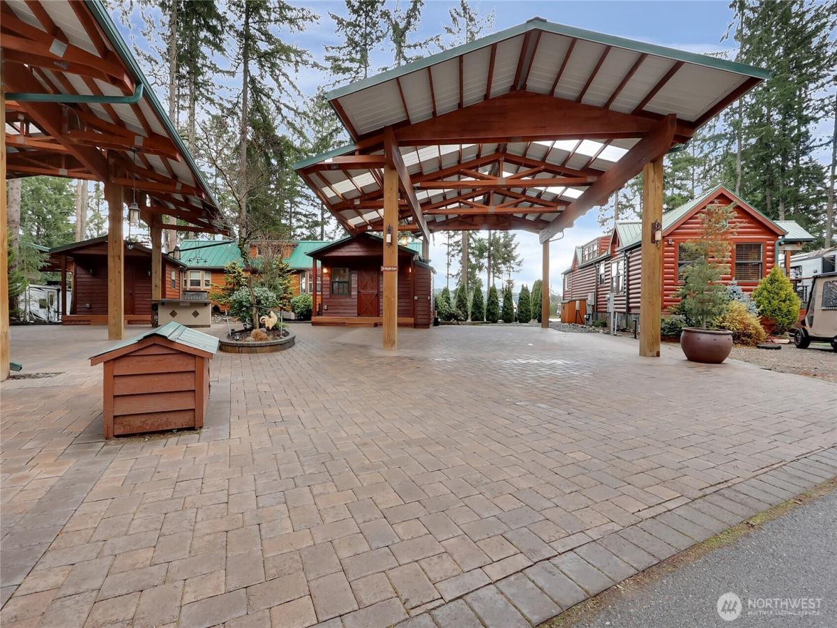 MLS #NWM2458044 image #0