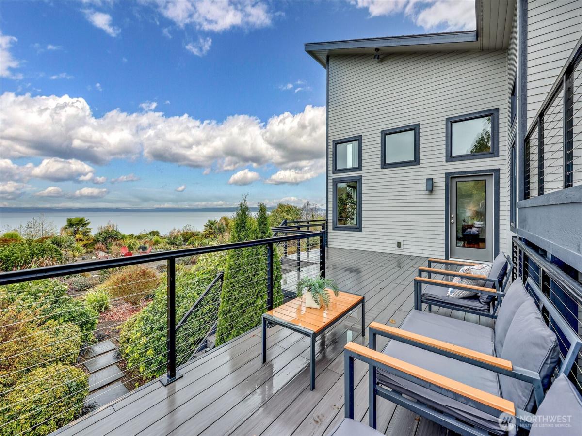 MLS #NWM2458239 image #0