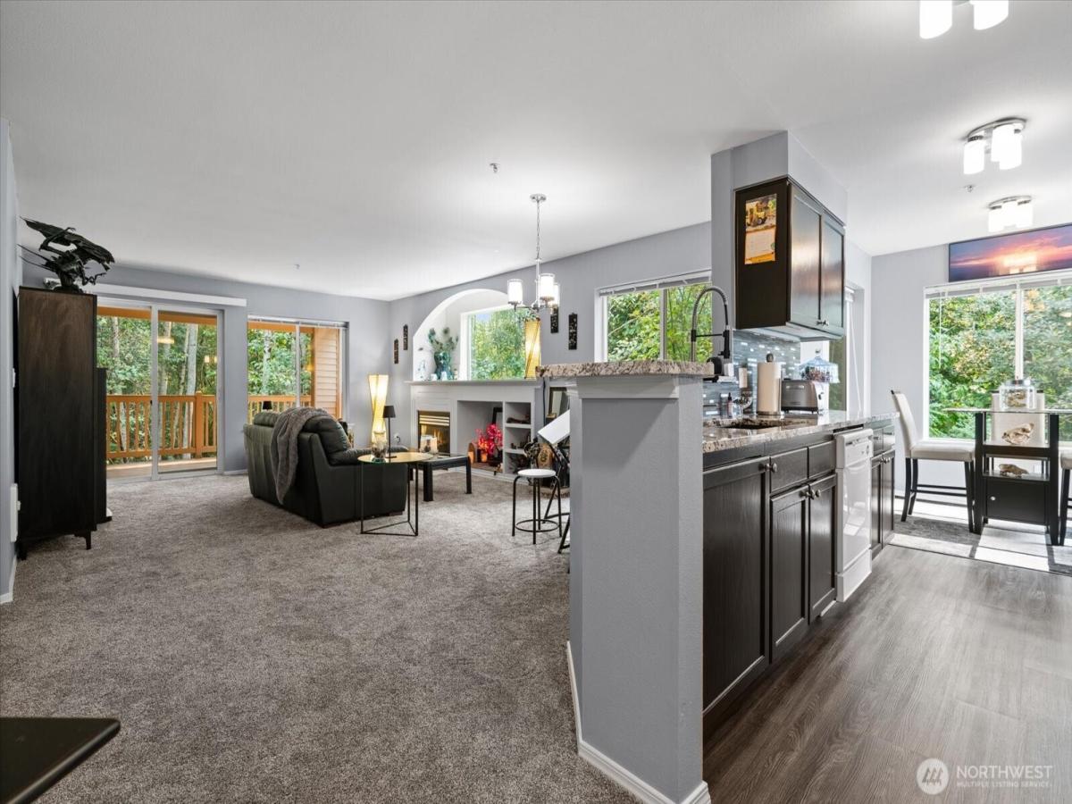 MLS #NWM2458432 image #0