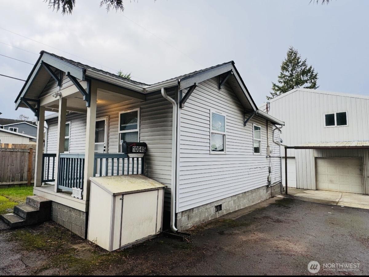 MLS #NWM2458477 image #0