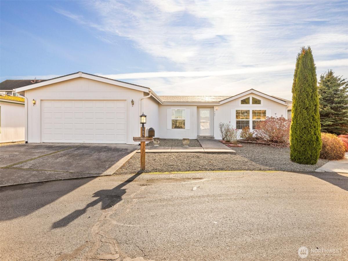 MLS #NWM2458482 image #0