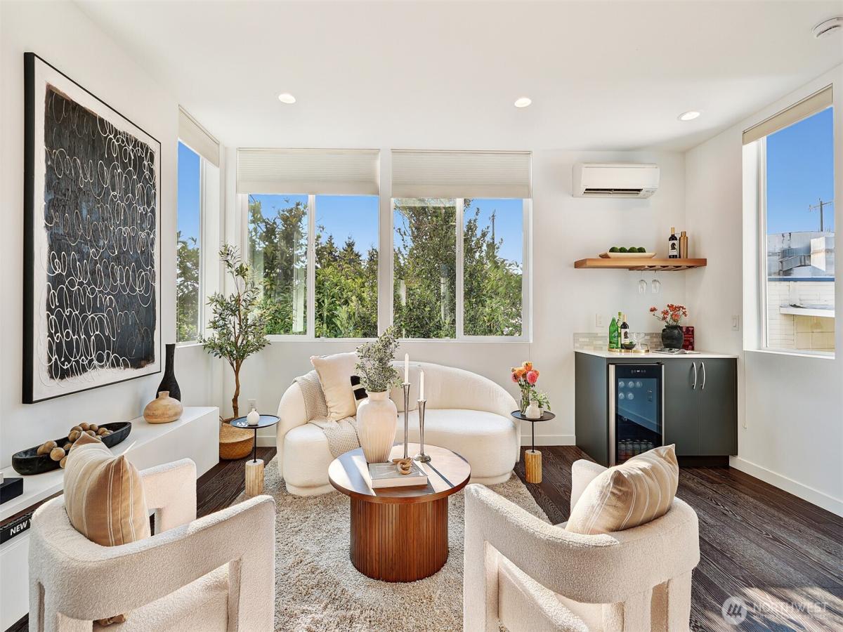 MLS #NWM2458510 image #0