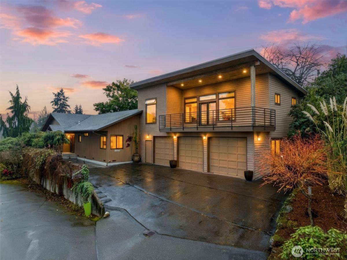 MLS #NWM2458515 image #0