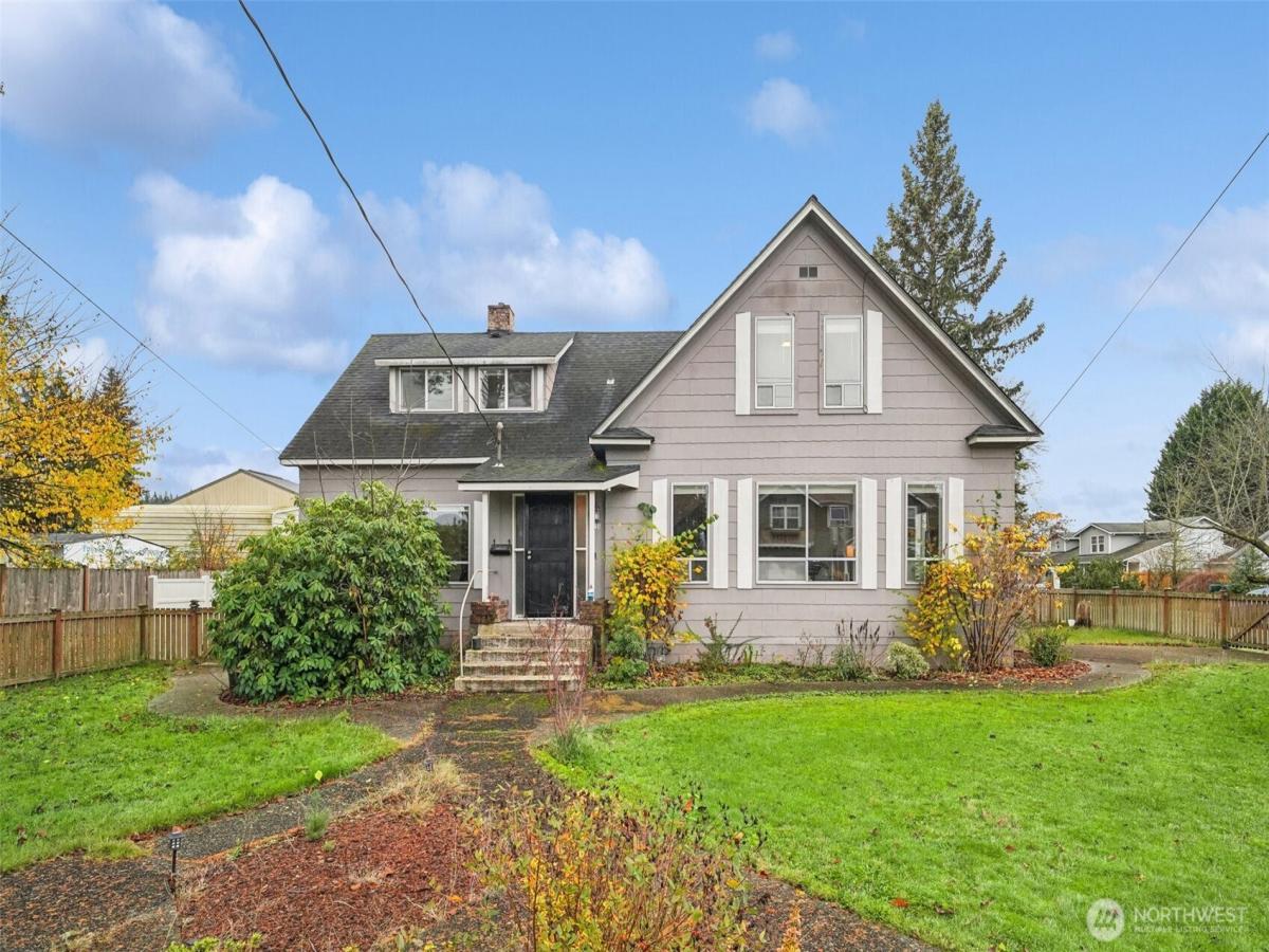 MLS #NWM2458534 image #0