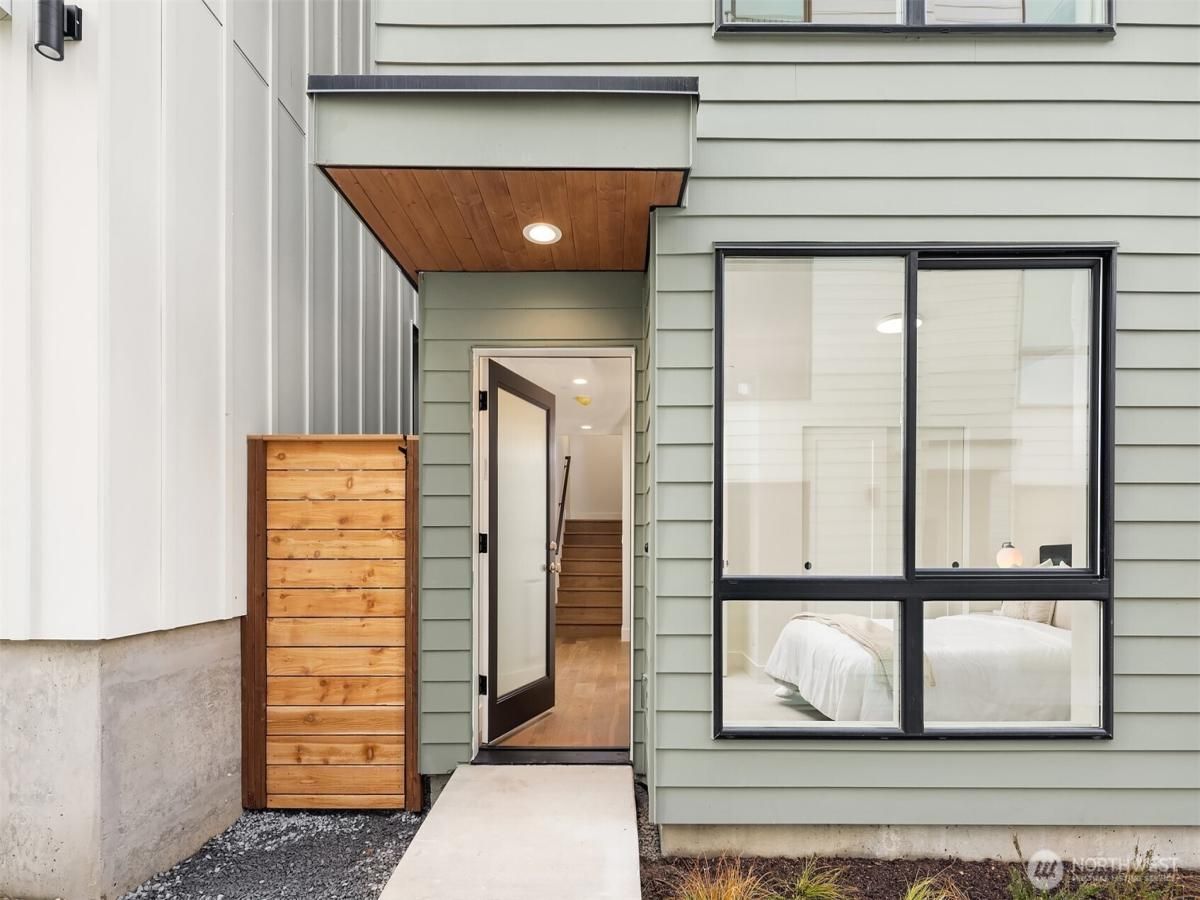 MLS #NWM2458573 image #0