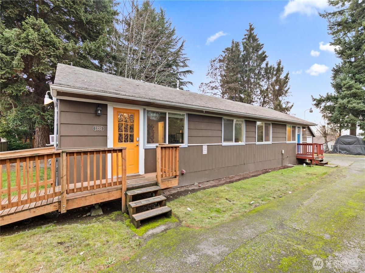 MLS #NWM2458630 image #0