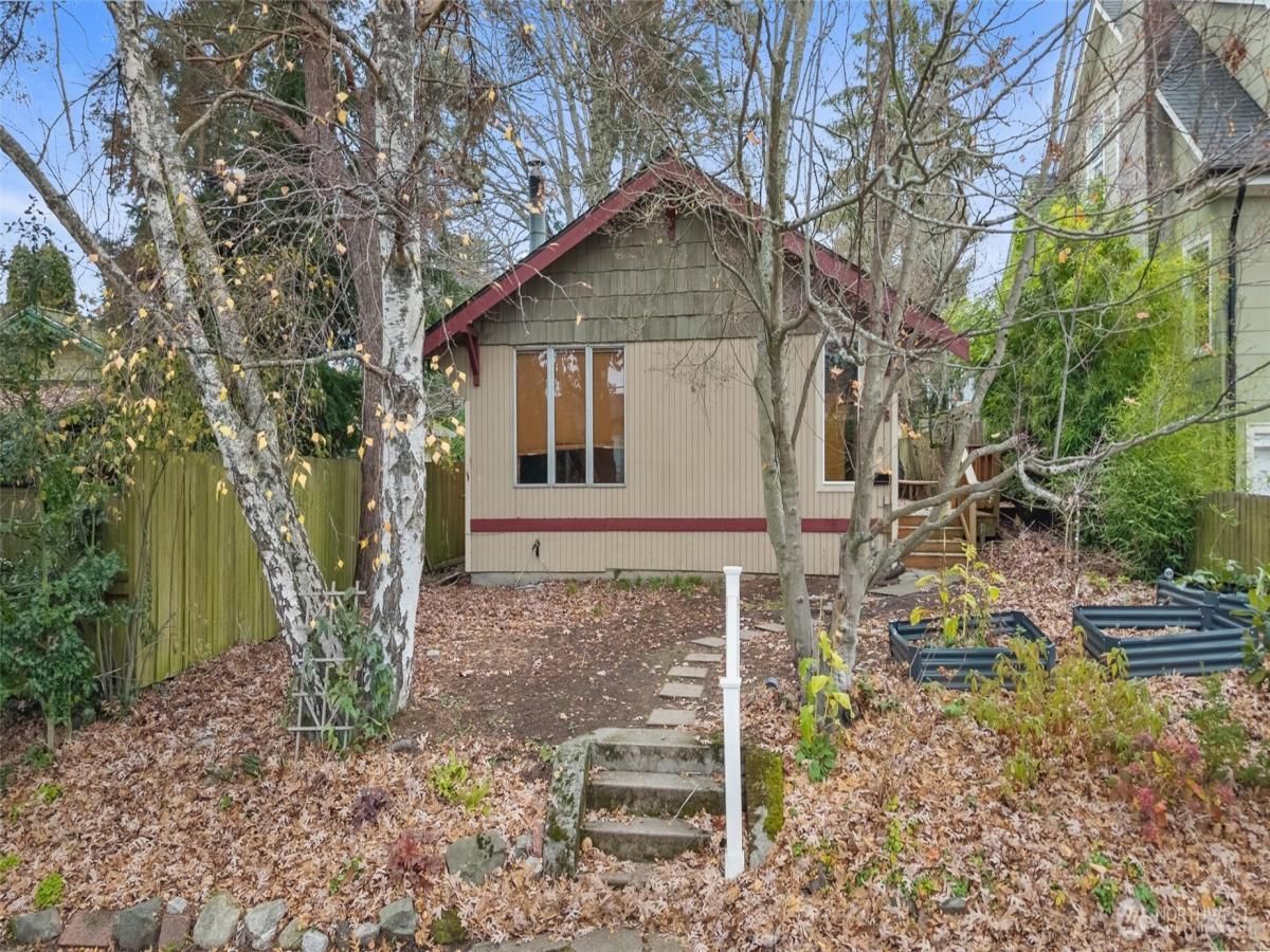 MLS #NWM2458957 image #0