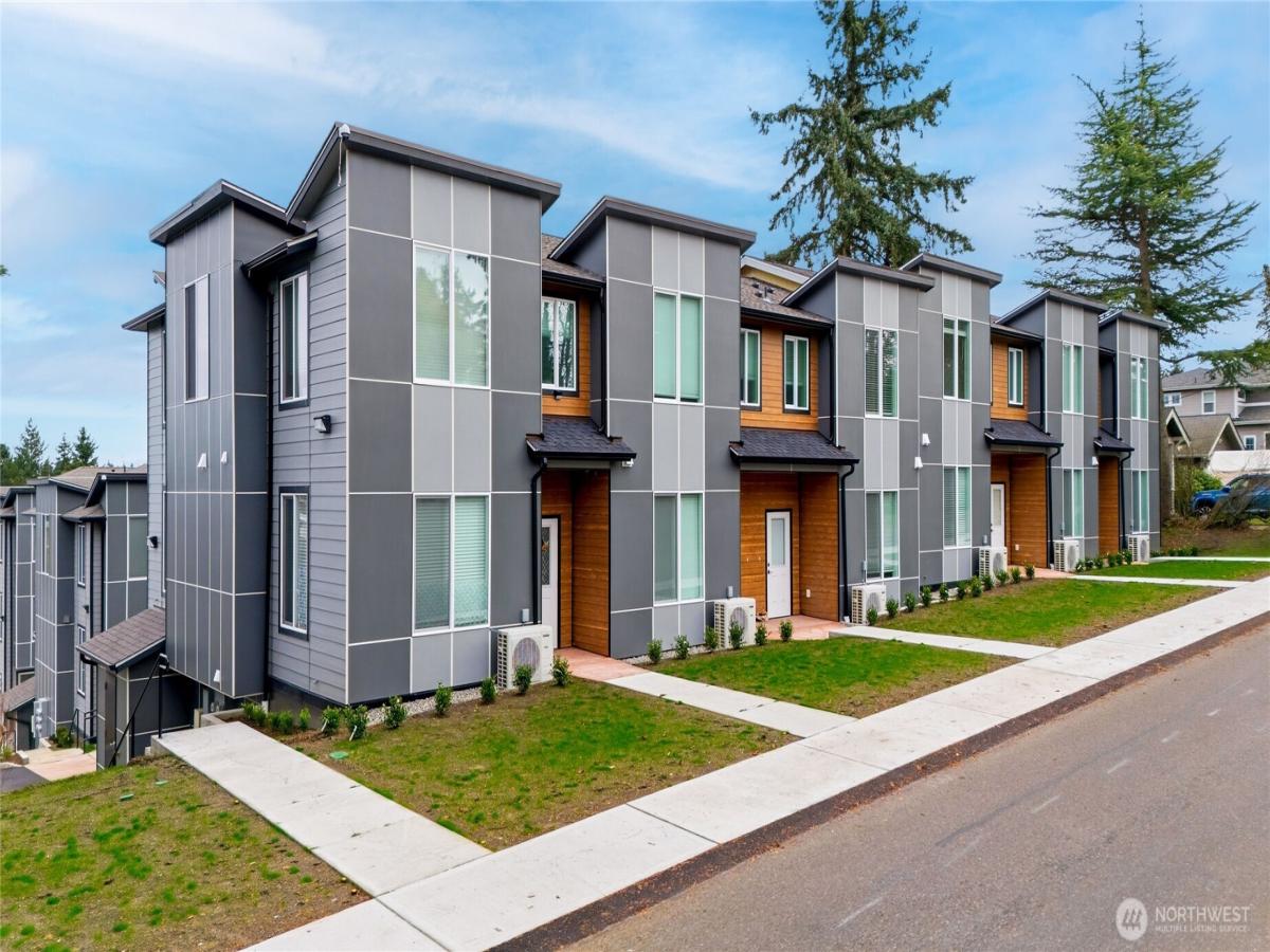 MLS #NWM2459023 image #0