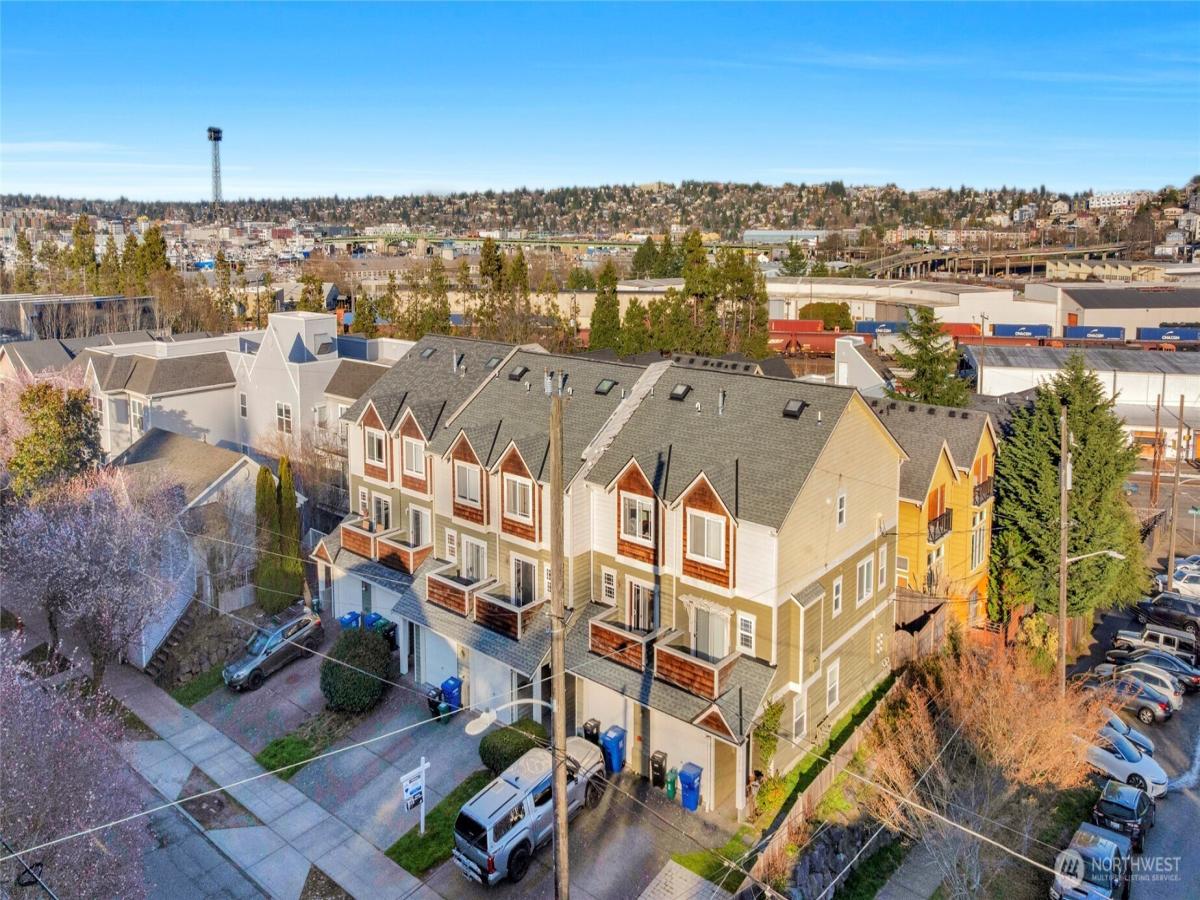 MLS #NWM2459113 image #0