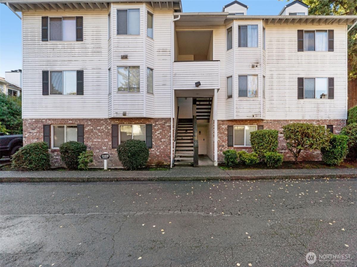 MLS #NWM2459127 image #0