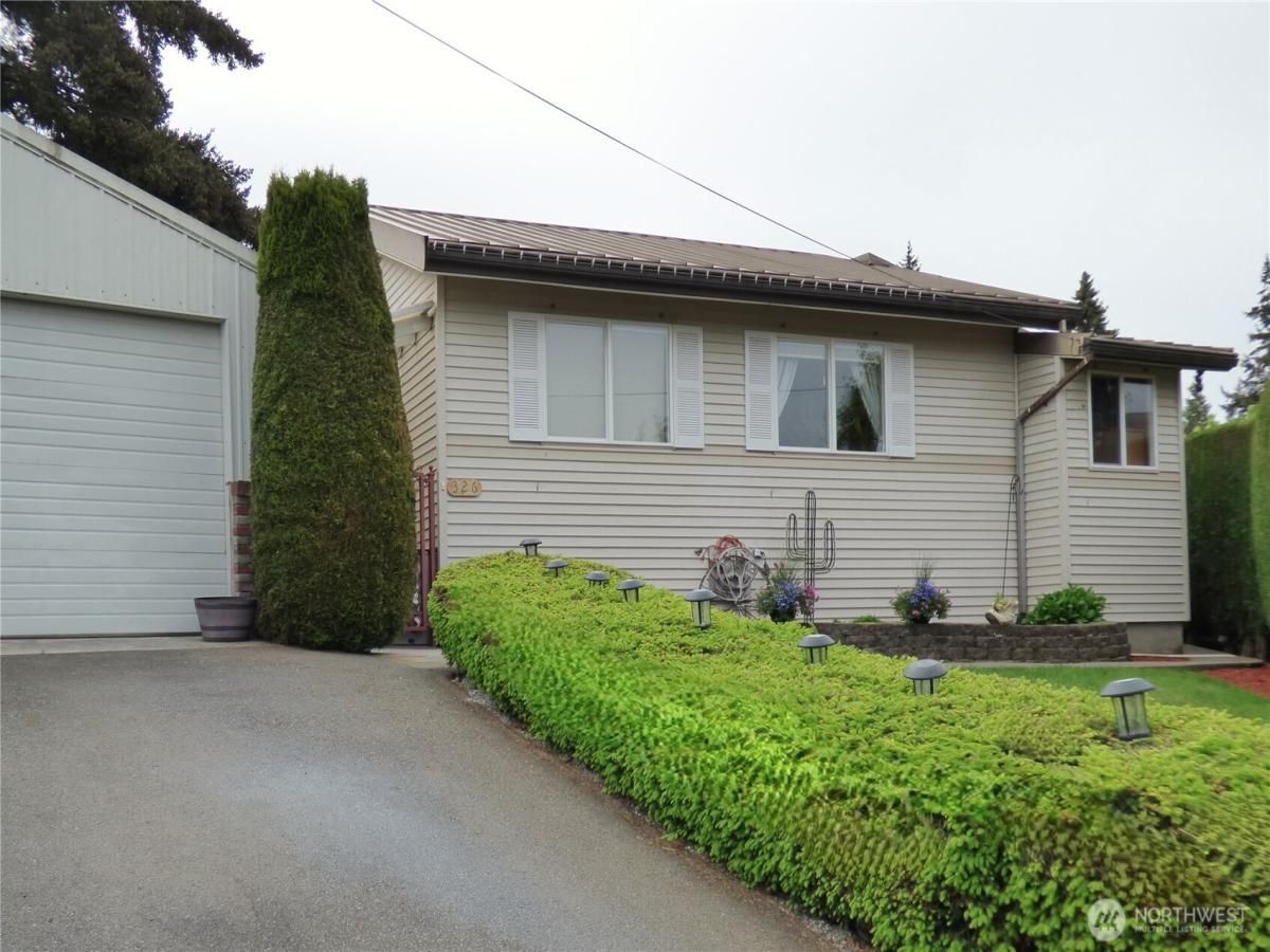 MLS #NWM2459204 image #0